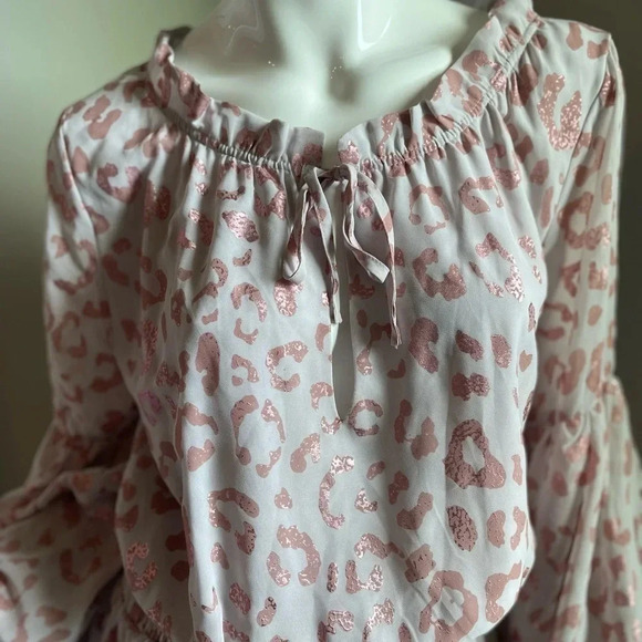 Buddy Love Zozo Dress in Rose Gold size medium - Picture 3 of 12